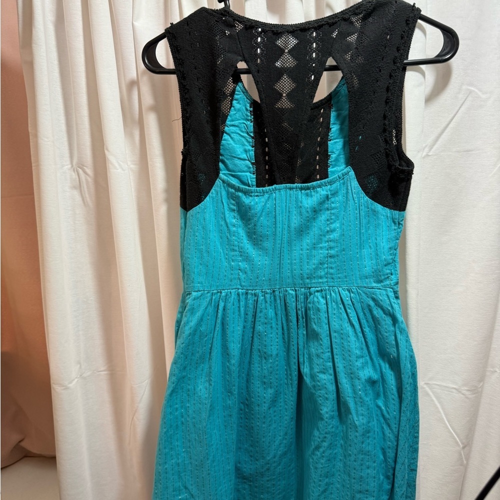 Free People Women’s Black and Teal Embroidered Sleeveless dress-runs small - Picture 4 of 4
